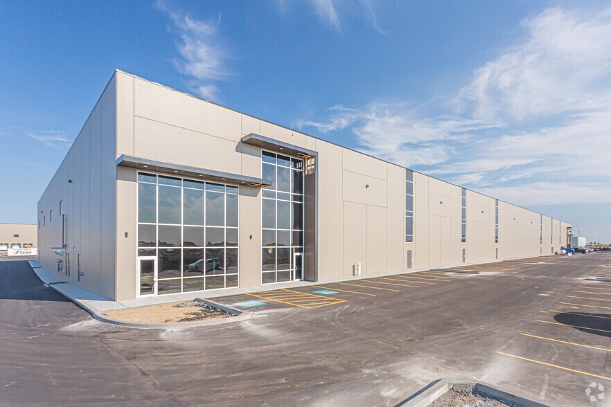 Primary Photo Of 1075 36 Av, Nisku Warehouse For Lease
