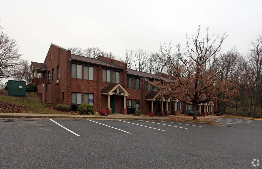 More Photos Of 7050 Chesapeake Rd, Landover Hills Unknown For Lease