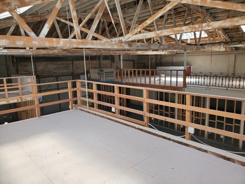 More Photos Of 612 S La Brea Ave, Los Angeles Storefront For Lease