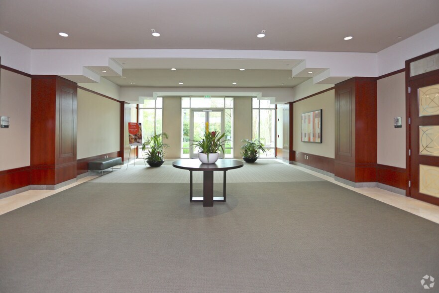 More Photos Of 1745 N Brown Rd, Lawrenceville Office For Lease