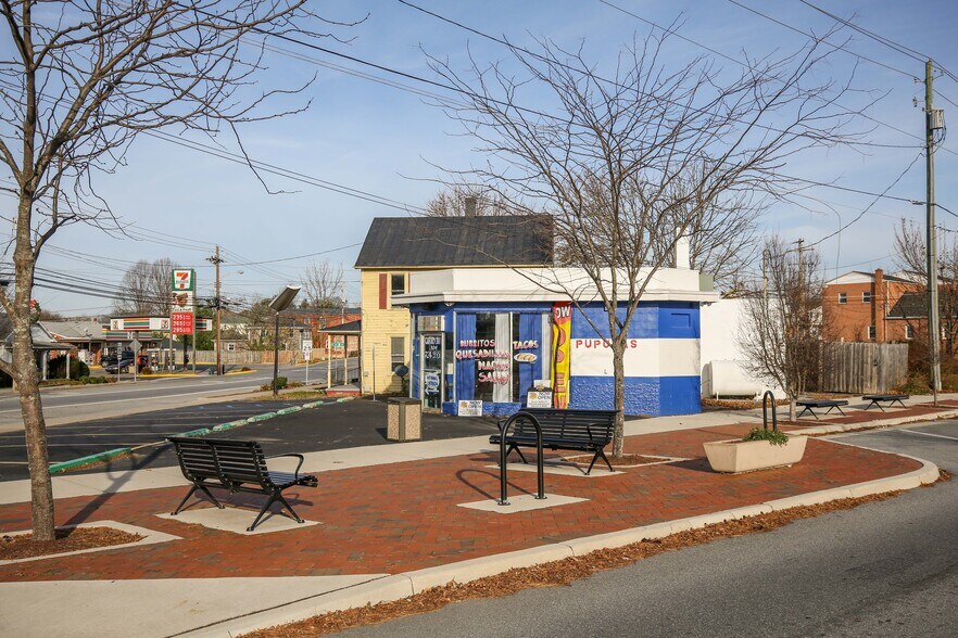 More Photos Of 211 S Mildred St, Ranson Freestanding For Lease