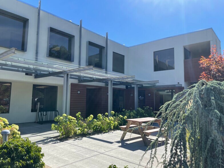 More Photos Of 855 W 7th St, Reno Office For Sale