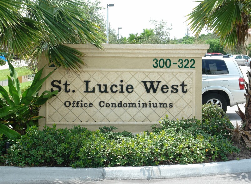More Photos Of 300-322 NW Bethany Dr, Port Saint Lucie Medical For Lease