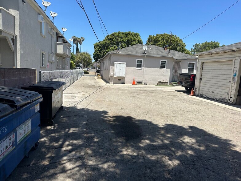 More Photos Of 11848 Venice Blvd, Los Angeles Apartments For Sale