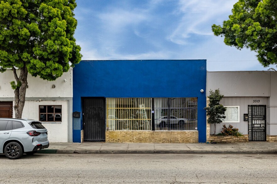 Primary Photo Of 3311 W Beverly Blvd, Montebello Storefront Retail Office For Lease
