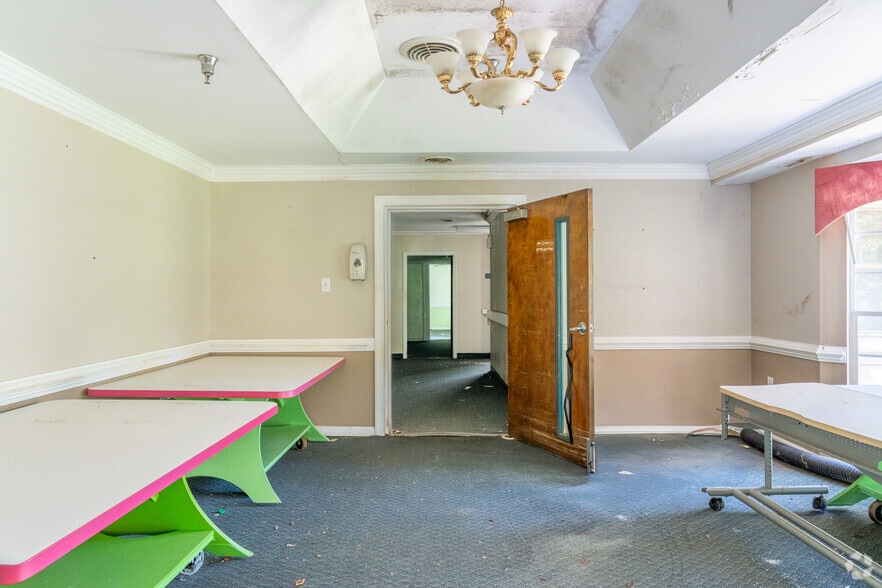 More Photos Of 306 S Allen Rd, Wake Forest Apartments For Sale