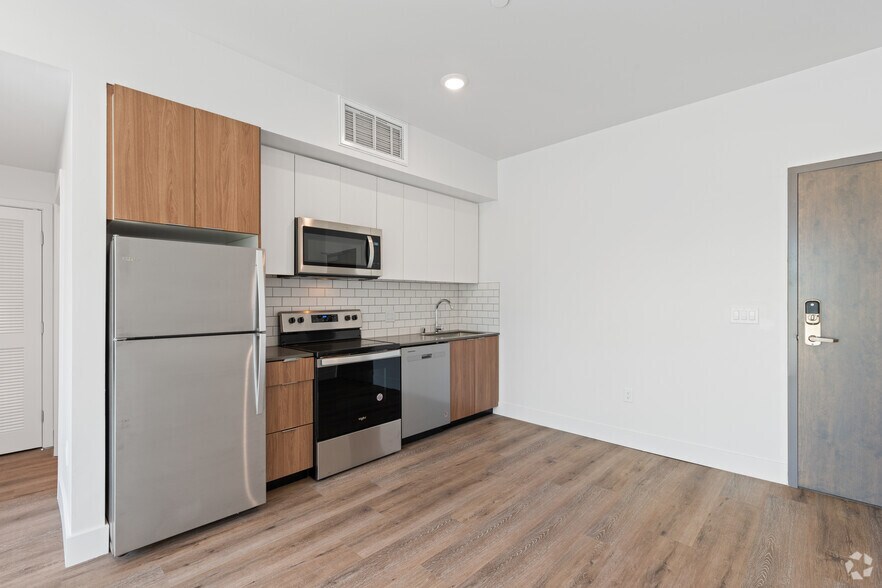 More Photos Of 301 D St, West Sacramento Apartments For Sale