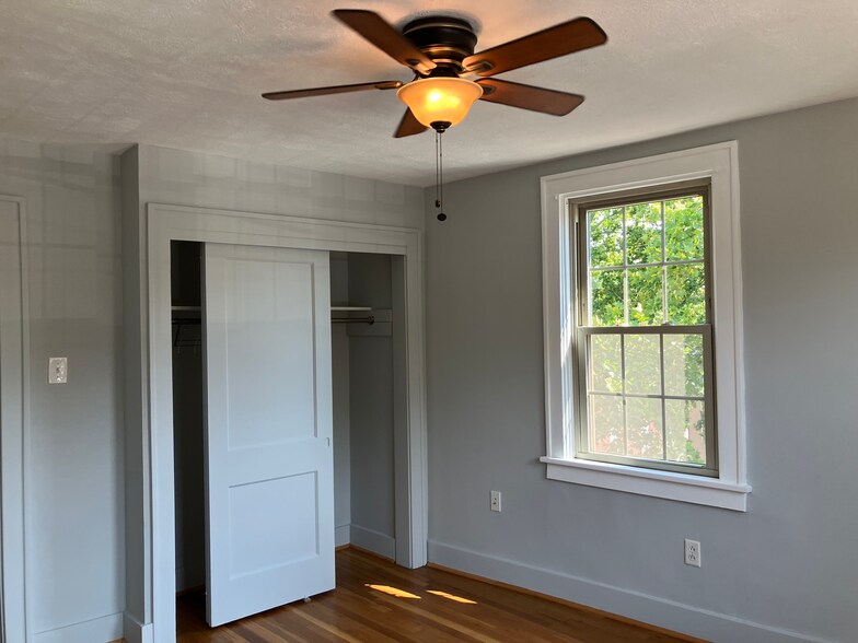 More Photos Of 2830 W Liberty Ave, Pittsburgh Storefront Retail Residential For Sale