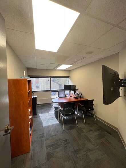 More Photos Of 8301 E Prentice Ave, Greenwood Village Office For Sale