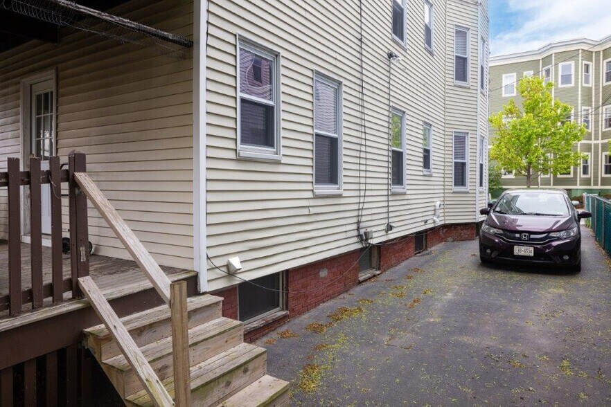 More Photos Of 93 Marion St, Somerville Apartments For Sale