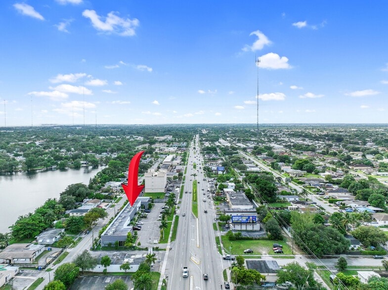 More Photos Of 4250 W Hallandale Beach Blvd, Pembroke Park Storefront Retail Office For Sale