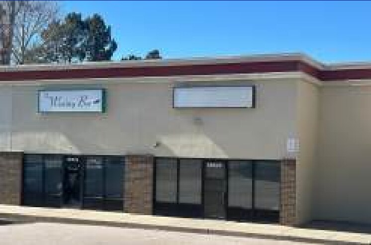 More Photos Of 3952 N Academy Blvd, Colorado Springs Freestanding For Lease