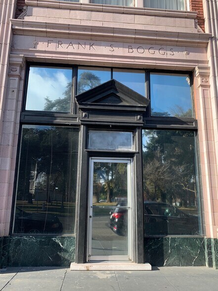 More Photos Of 945 N El Dorado St, Stockton Apartments For Lease