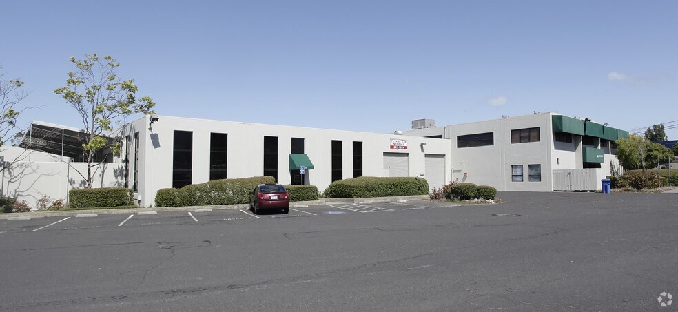 More Photos Of 2680-2850 Bridgeway, Sausalito Coworking Space