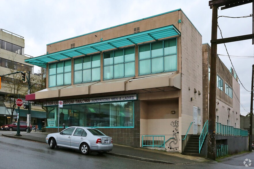 More Photos Of 223 W Broadway, Vancouver Storefront Retail Office For Lease