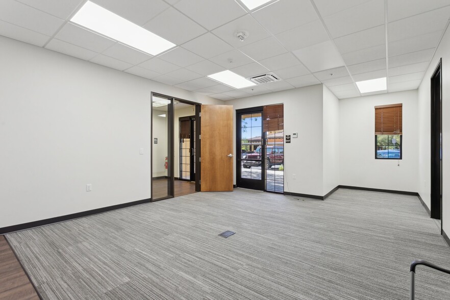 More Photos Of 3400 N Dysart Rd, Avondale Medical For Lease