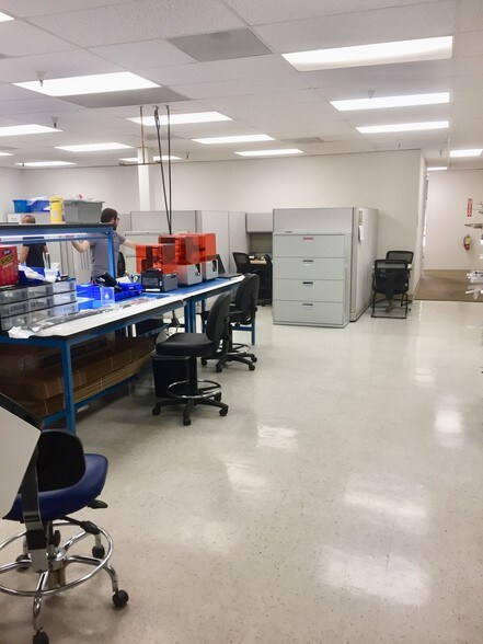 More Photos Of 2460 Embarcadero Rd, Palo Alto Office For Lease