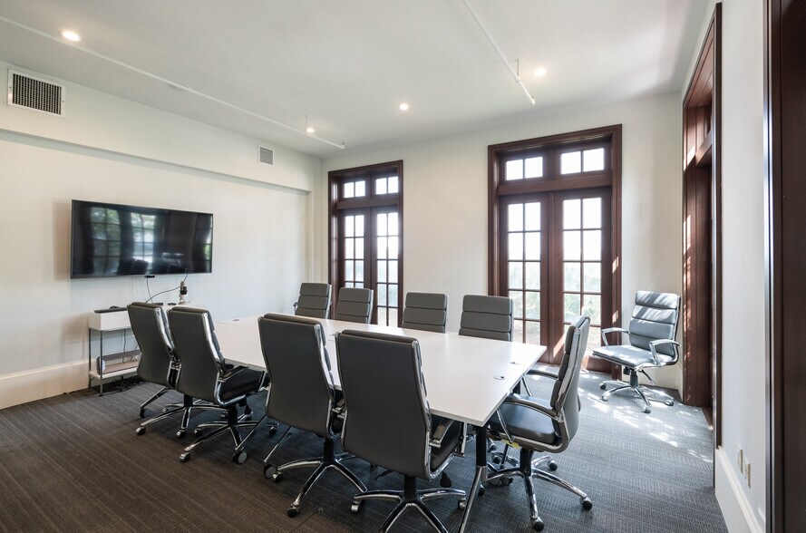 More Photos Of 177 4th Ave N, Jacksonville Beach Office For Lease