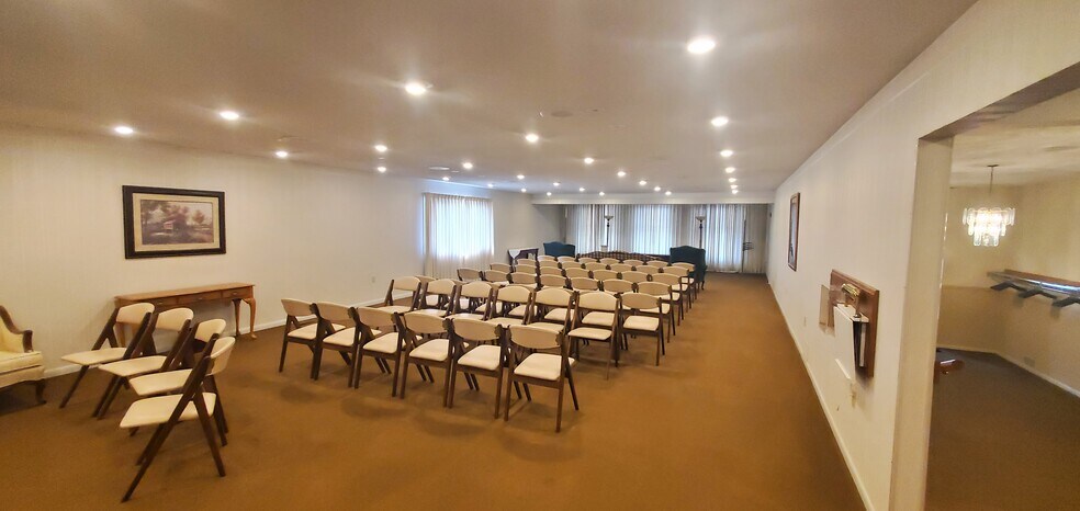 More Photos Of 503 W Maple Ave, Bancroft Office For Sale