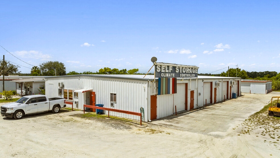 More Photos Of 107 Caladium Row, Sebring Self Storage For Sale