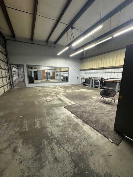 More Photos Of 1875 The Mall, Seaside Service For Lease