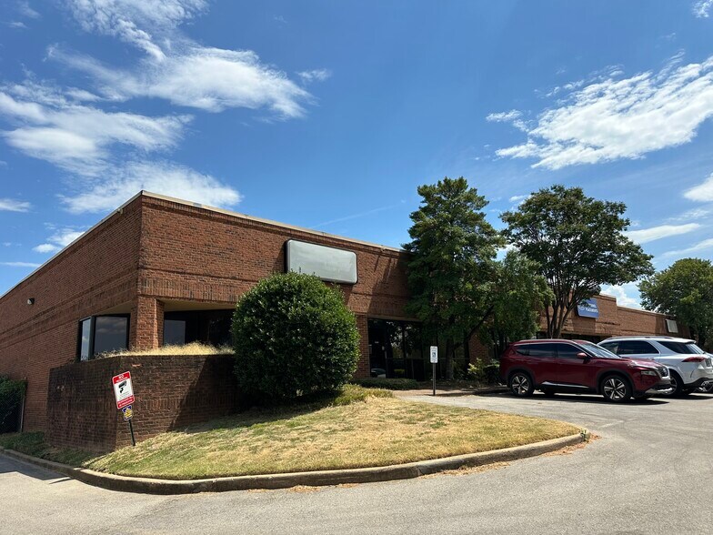 Primary Photo Of 3872-3914 Perkins Cut Off, Memphis Light Distribution For Lease