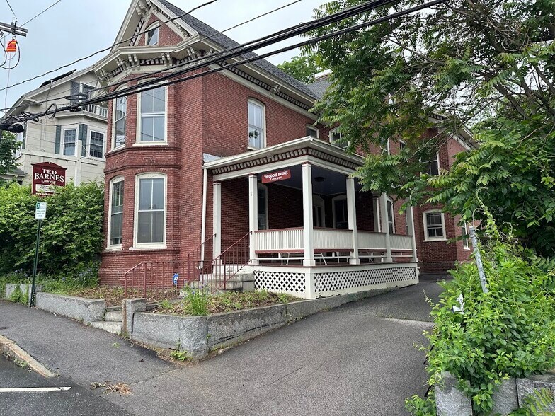 More Photos Of 8 Court St, Concord Office For Sale