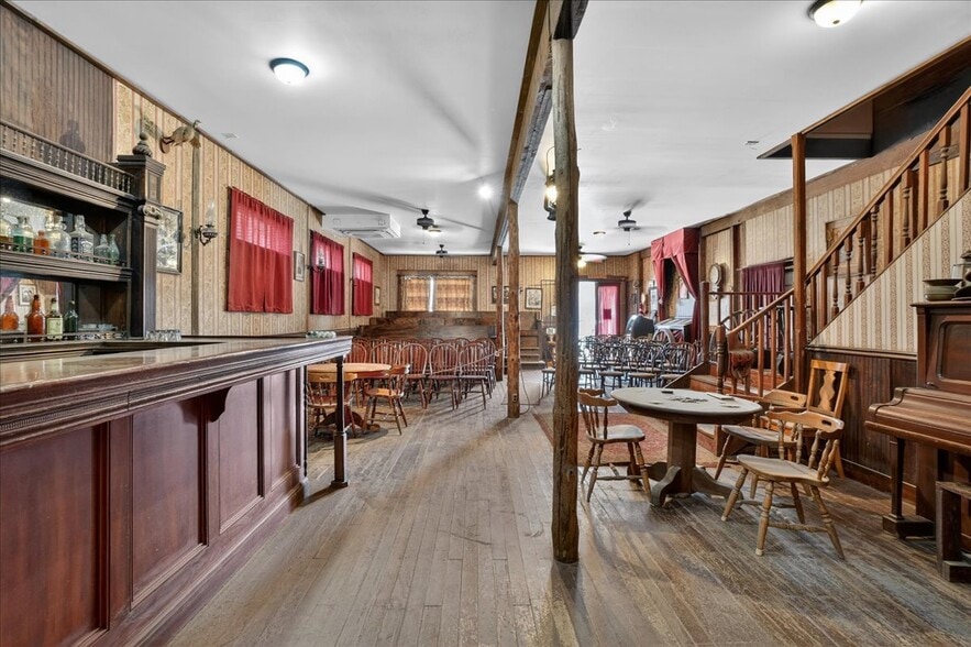 More Photos Of 109-111 S 3rd St, Tombstone Storefront Retail Residential For Sale