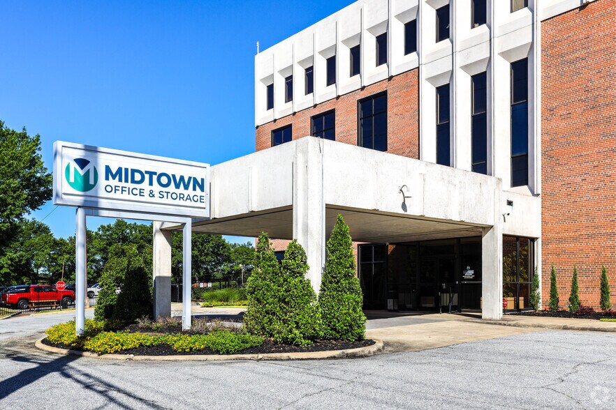 More Photos Of 2357 Warm Springs Rd, Columbus Medical For Lease