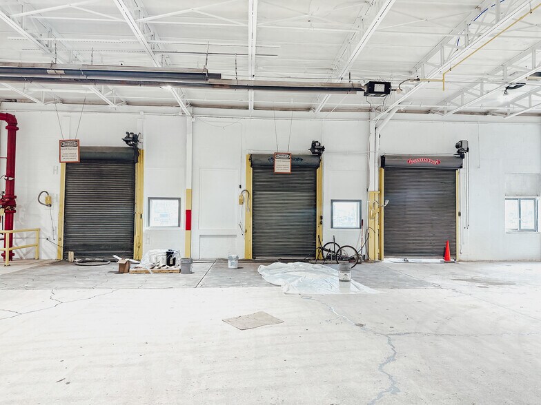 More Photos Of 141 Innovation Dr, Duncansville Warehouse For Lease