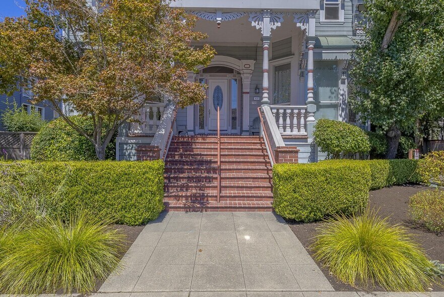 More Photos Of 429 8th St, Santa Rosa Apartments For Sale