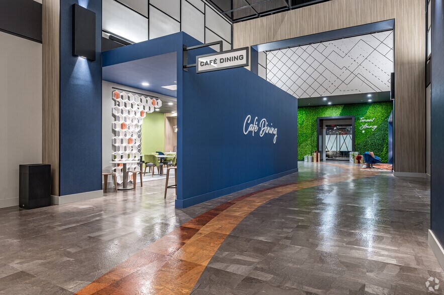 More Photos Of 14841 N Dallas Pky, Addison Office For Lease