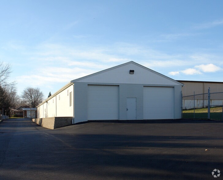 More Photos Of 772 Broad St, Wadsworth Industrial For Sale