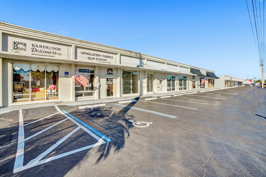 Primary Photo Of 1109-1161 NE 45th St, Fort Lauderdale Showroom For Lease