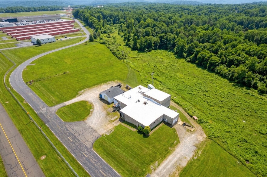 More Photos Of 2050 Sportys Dr, Batavia Warehouse For Sale