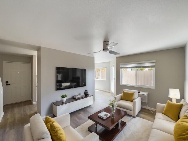 More Photos Of 185 Saxony Rd, Encinitas Apartments For Sale