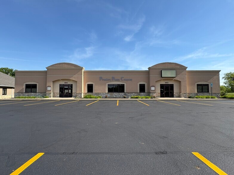 More Photos Of 402-404 S Scott Rd, Fort Wayne Showroom For Sale