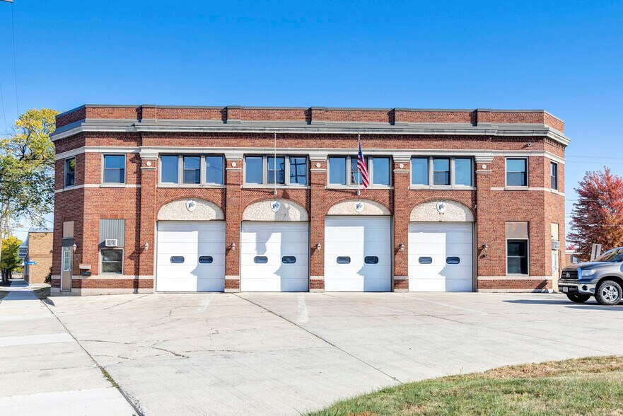 More Photos Of 501 S Washington St, Green Bay Research And Development For Lease