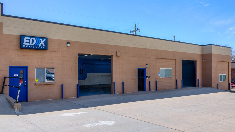 More Photos Of 776 W Baseline Rd, Lafayette Warehouse For Lease