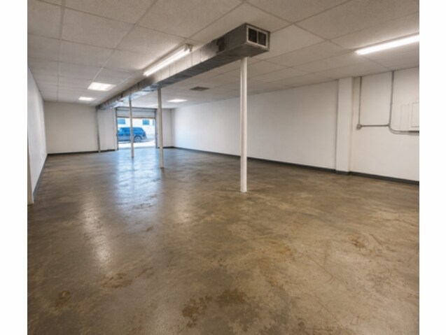More Photos Of 161-163 Merrimac St, Woburn Service For Lease