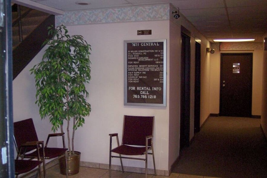 More Photos Of 7671 Central Ave NE, Fridley Office For Lease