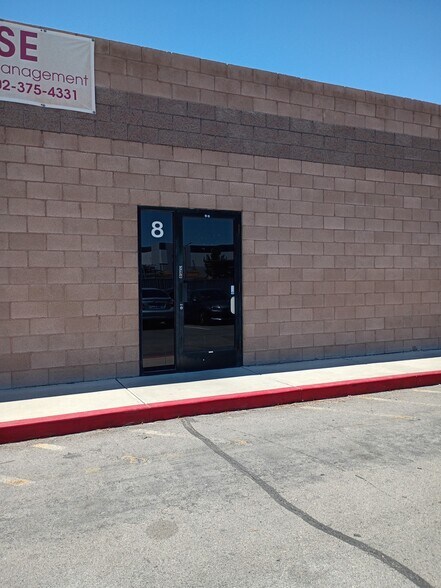 More Photos Of 4125 Arctic Spring Ave, Las Vegas Warehouse For Lease