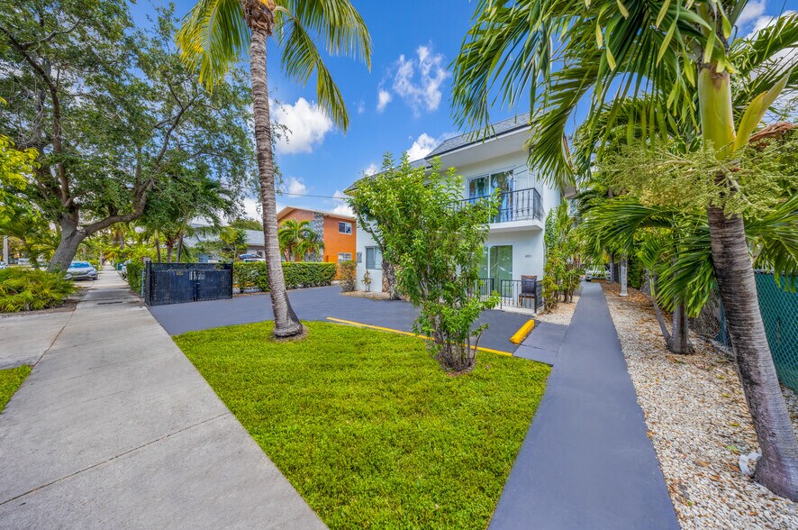 More Photos Of 1021 NW 5th St, Miami Apartments For Sale