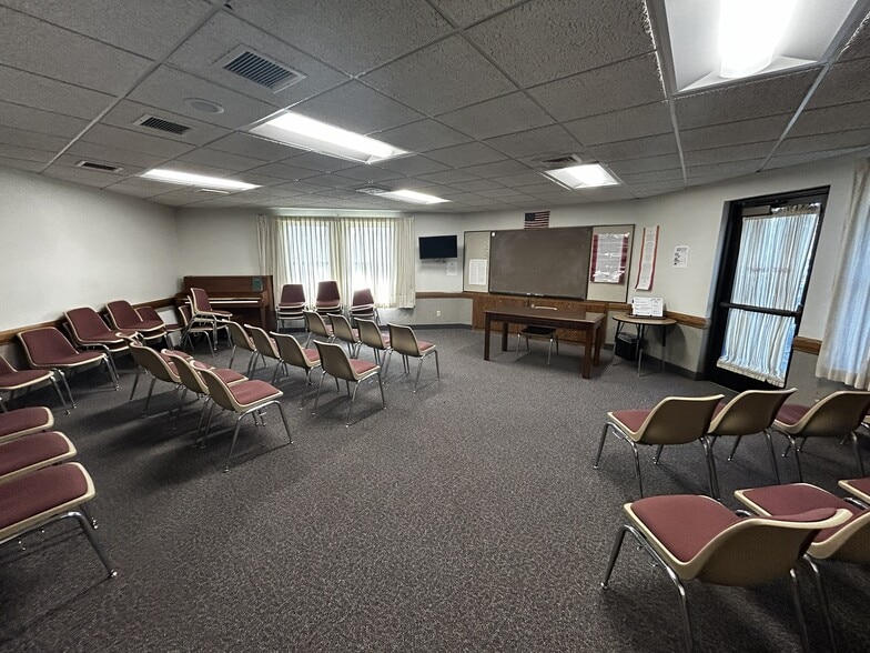 More Photos Of 18425 Ingomar st, Reseda Religious Facility For Sale