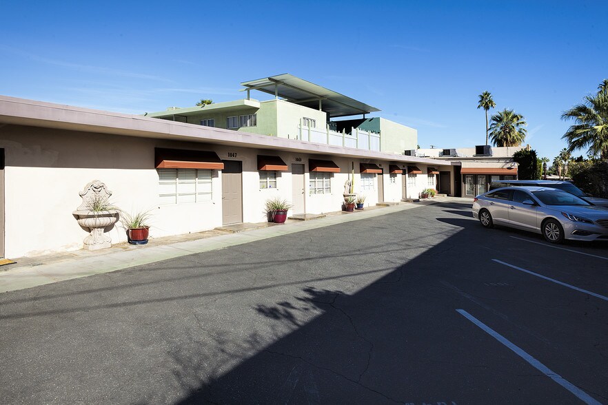 More Photos Of 1059-1063 N Palm Canyon Dr, Palm Springs Storefront For Sale