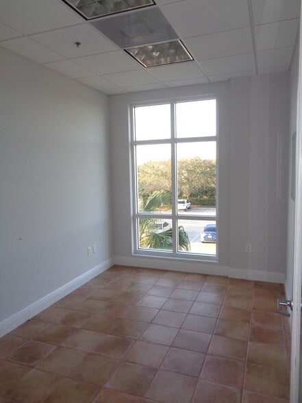 More Photos Of 5850 Coral Ridge Dr, Coral Springs Medical For Sale