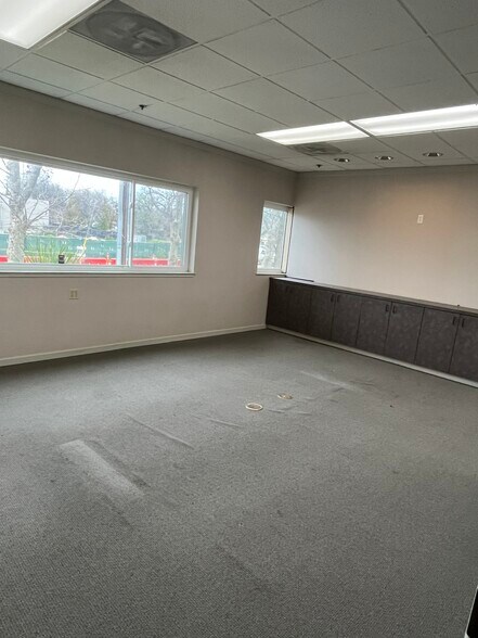 More Photos Of 8340 Auburn Blvd, Citrus Heights Office For Lease