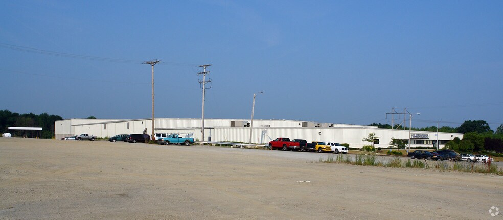 Primary Photo Of 5650 Wattsburg Rd, Erie Distribution For Lease