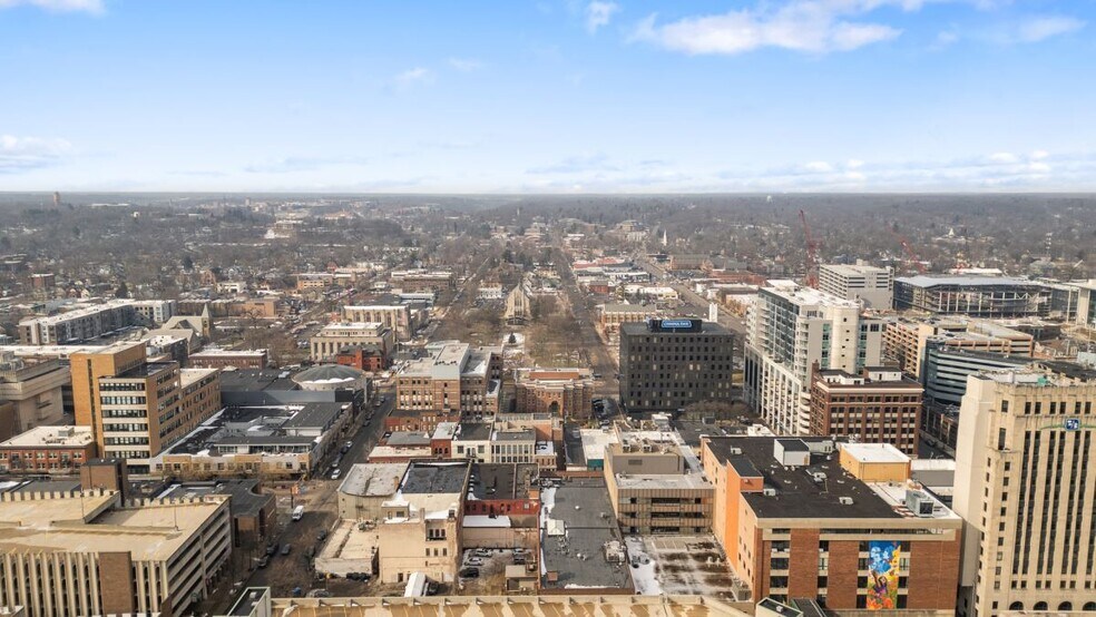 More Photos Of 126 E South St, Kalamazoo Office For Sale