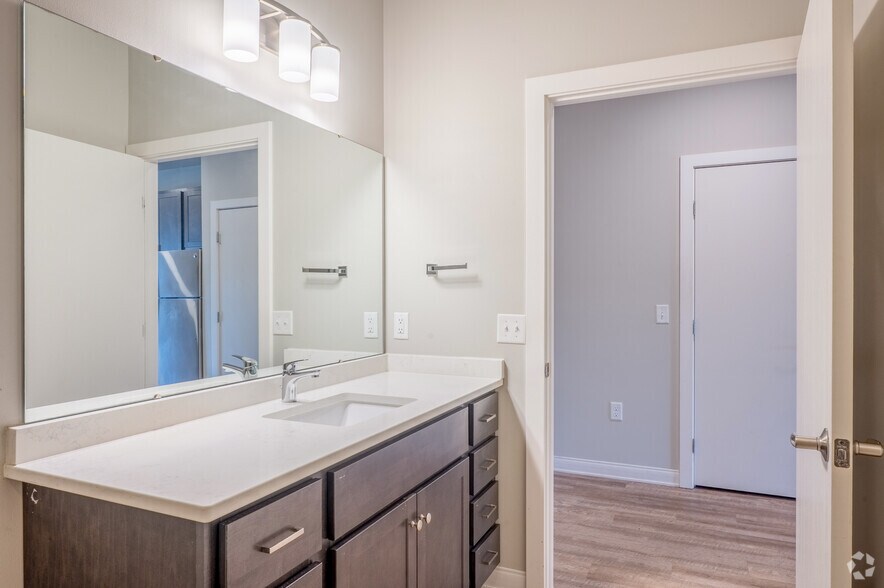 More Photos Of 203 E Main St, Waunakee Apartments For Lease